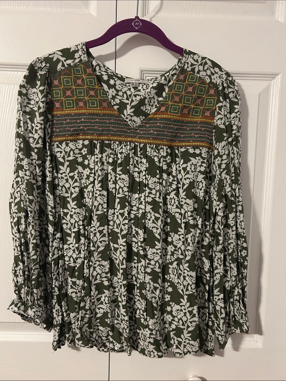 JODIFL Olive Green Floral Embroidered V-Neck Blouse